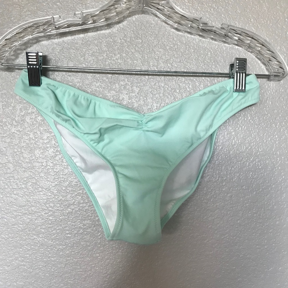 PINK Victoria's Secret bikini bottom Medium